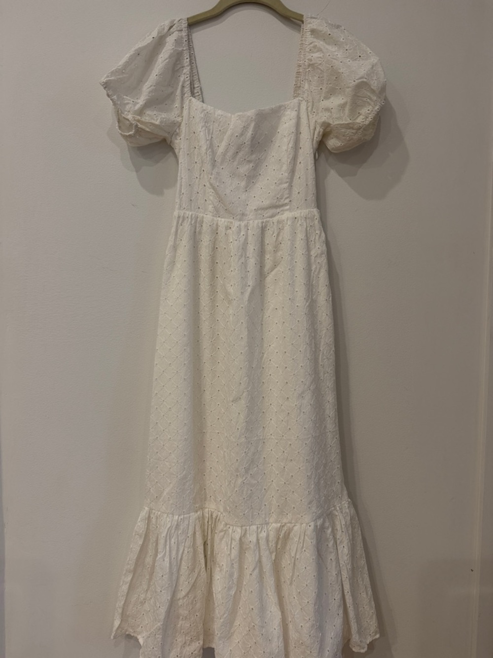 Lulu's White Eyelet Strapless Top
